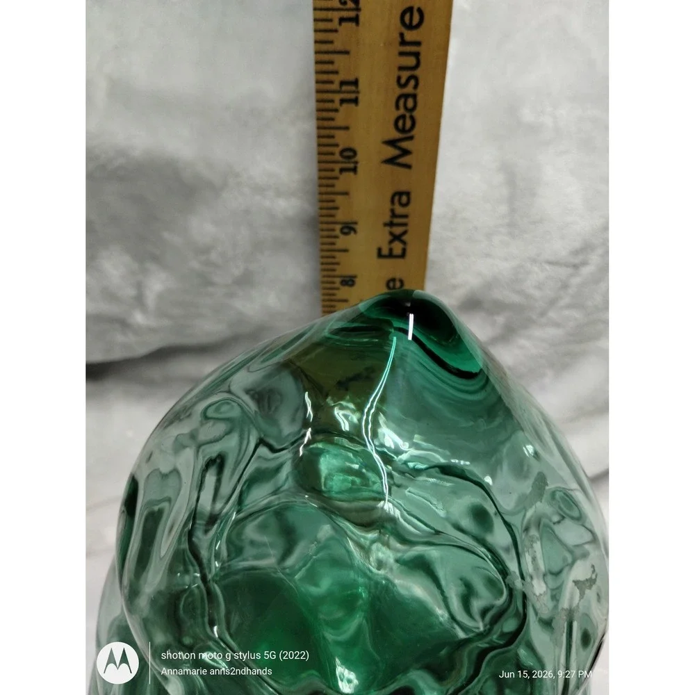 N/A green glass